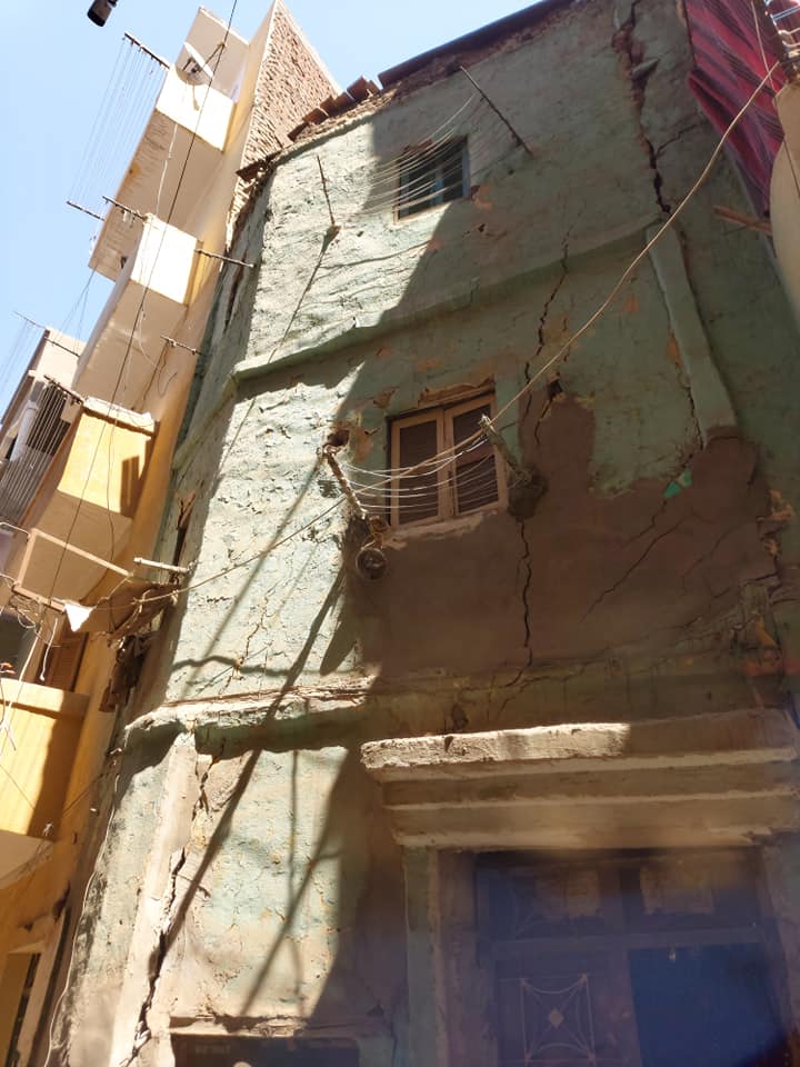 تصدع منزل بحي غرب أسيوط