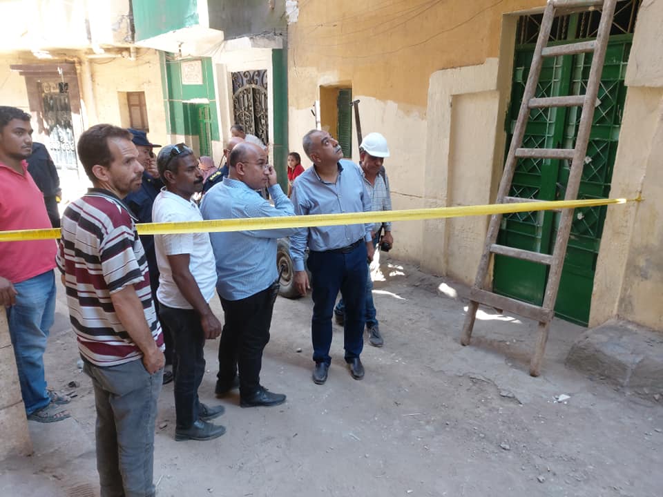 تصدع منزل بحي غرب أسيوط