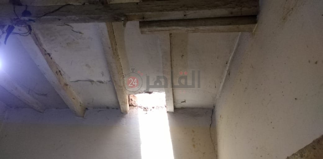 المنزل آيل للسقوط 011