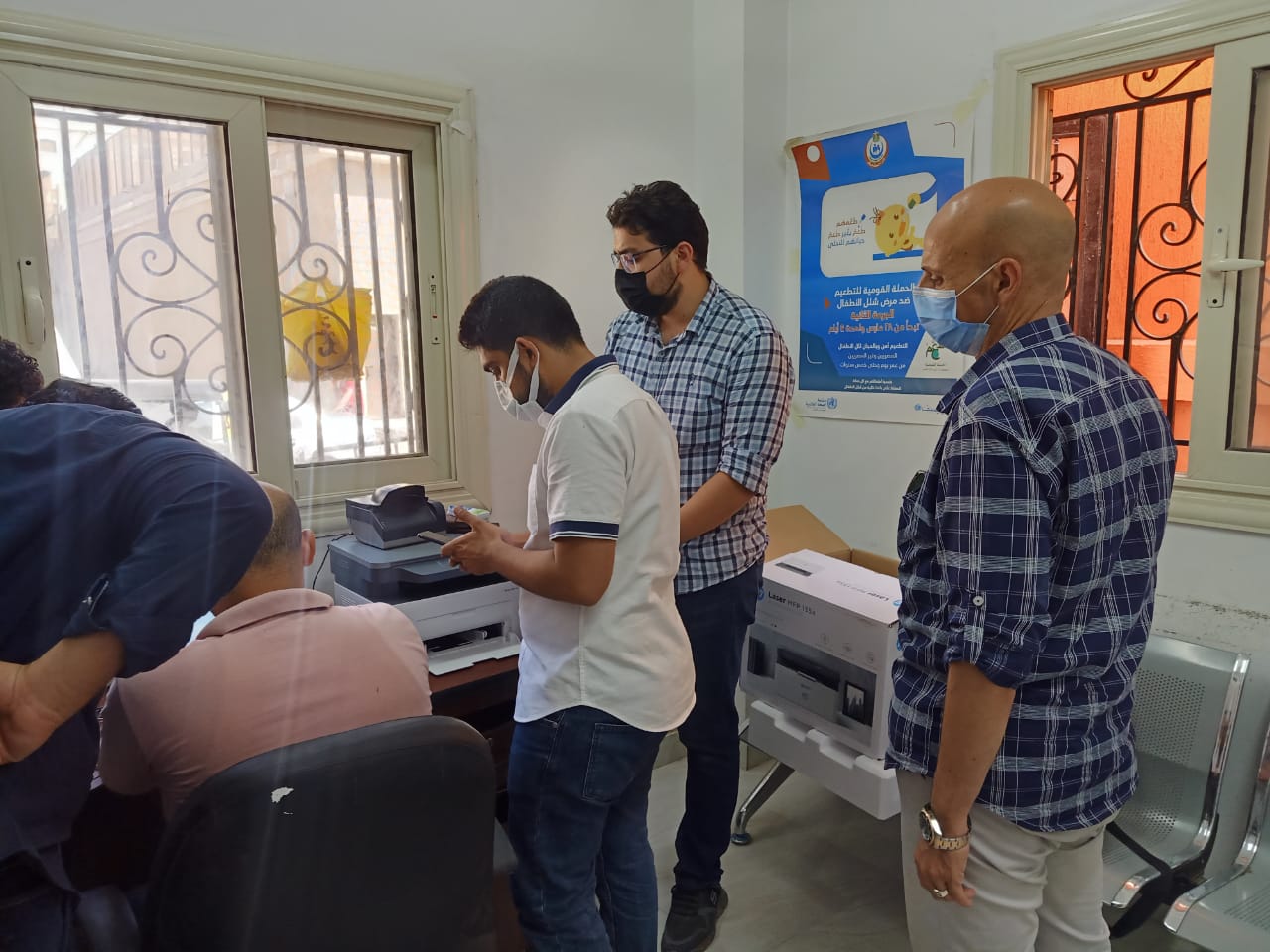 وكيل وزارة الصحة يتابع استخراج شهادات التطعيم ضد فيروس كورونا 01