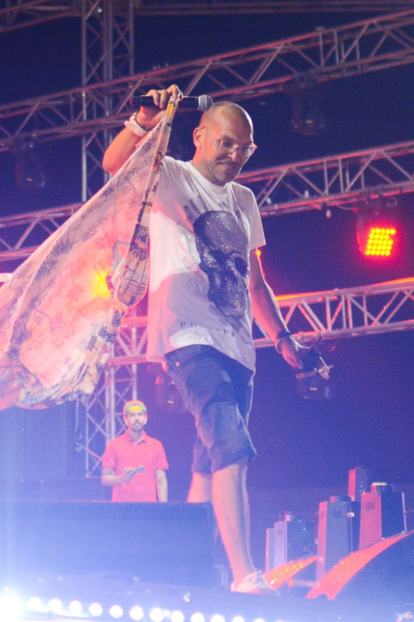 ويجز وعفرتو وباتستيوتا ووزة وتوسكيني يشعلون حفل العلمين الجديدة