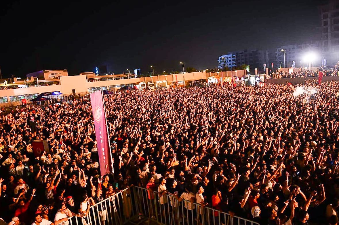 ويجز وعفرتو وباتستيوتا ووزة وتوسكيني يشعلون حفل العلمين الجديدة