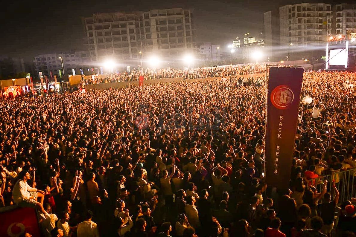 ويجز وعفرتو وباتستيوتا ووزة وتوسكيني يشعلون حفل العلمين الجديدة