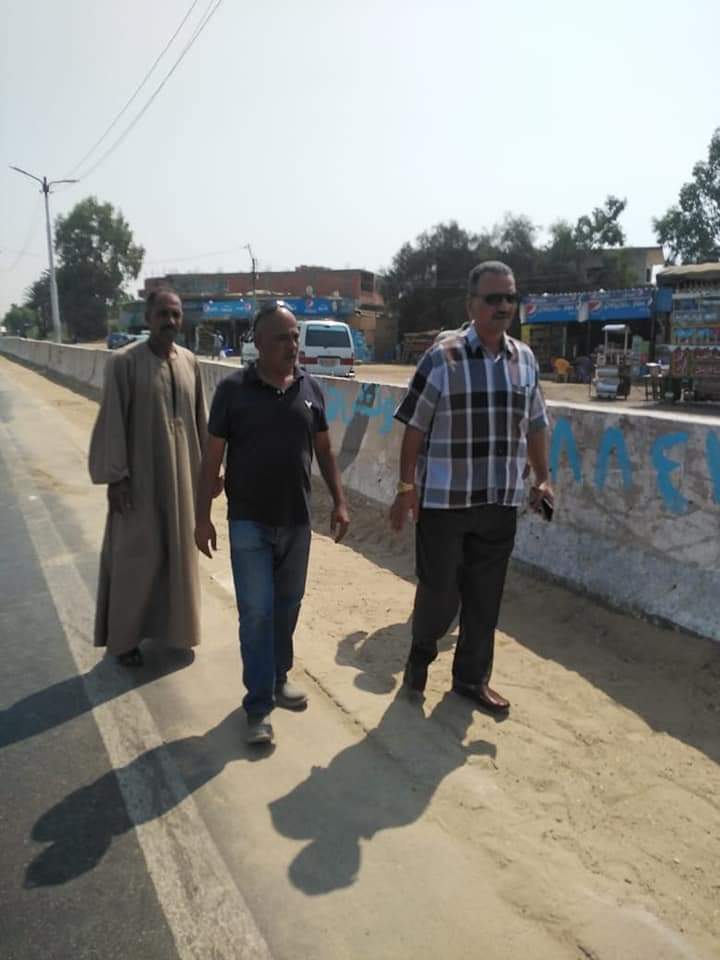 رفع التراكمات بطريق القاهرة الفيوم