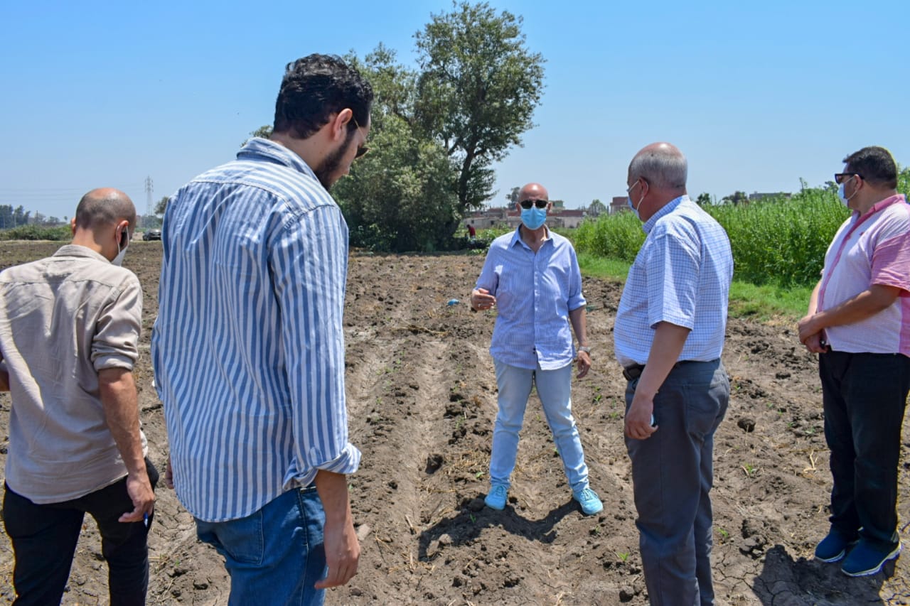 جولة وكيل وزارة الصحة بقرى مبادرة حياة كريمة بالشرقية 03