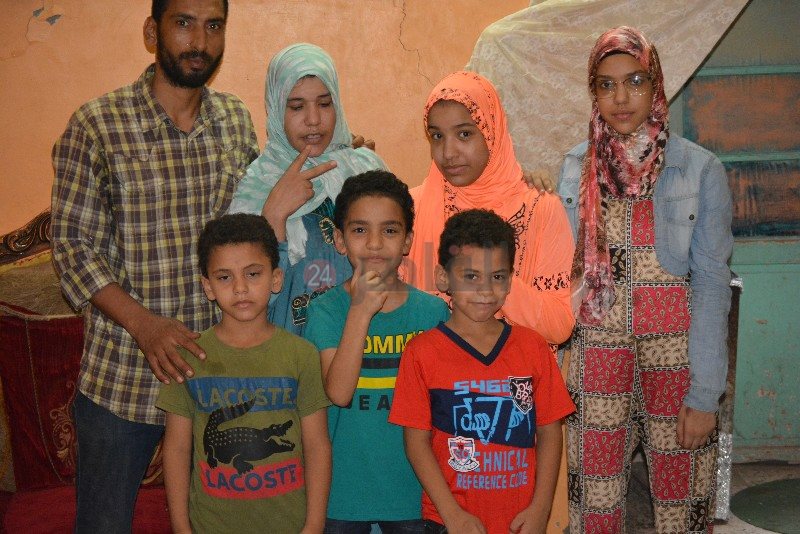 أسرة السيد أم محمد بائعة الفطير