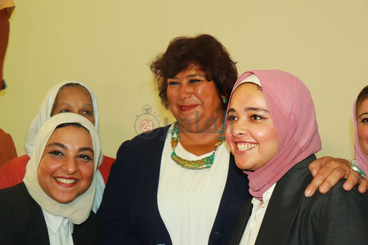 تكريم صناع فيلم ريش (10)