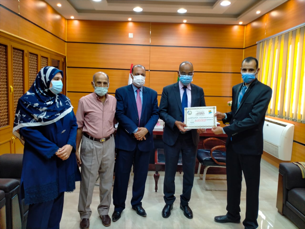 الفيوم تحصد المركز الثاني في دبلوم الخط العربي