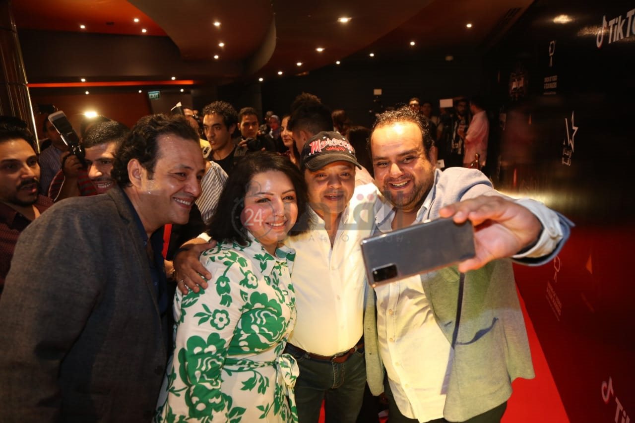 العرض الخاص لفيلم الانس والنمس (10)