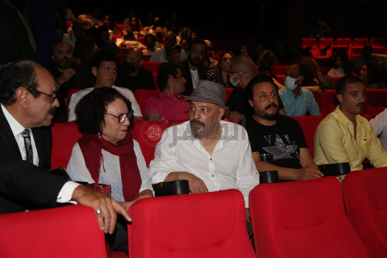 العرض الخاص لفيلم الانس والنمس (11)