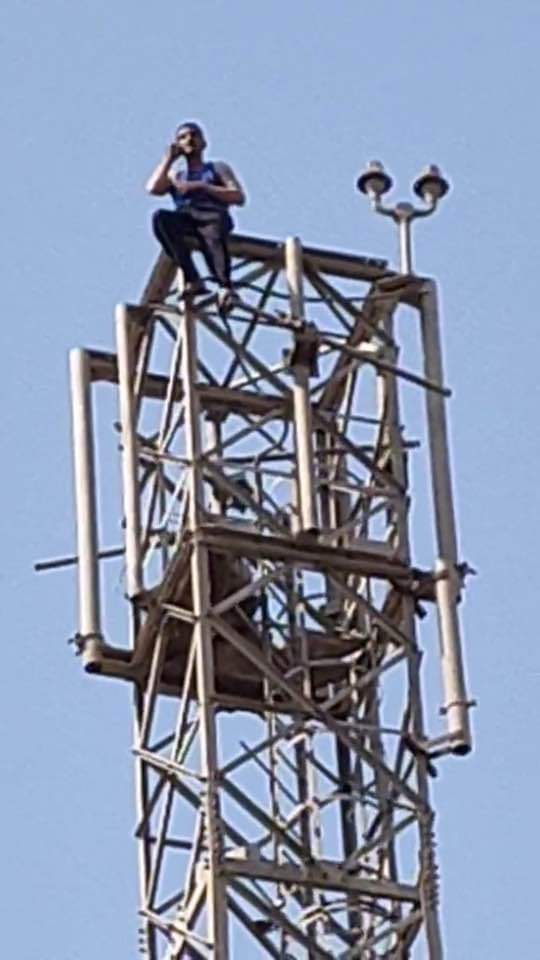 شاب يحاول الانتحار في الدقهلية