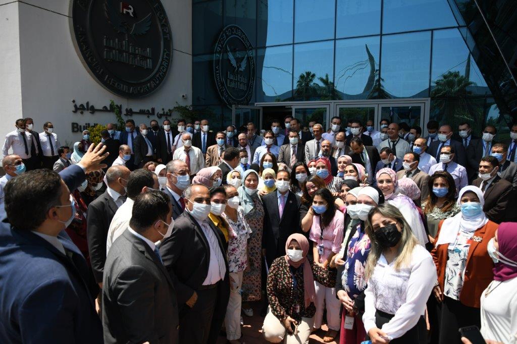 العاملين بالرقابة المالية يودعون الدكتور عمران في نهاية ولايتة 3