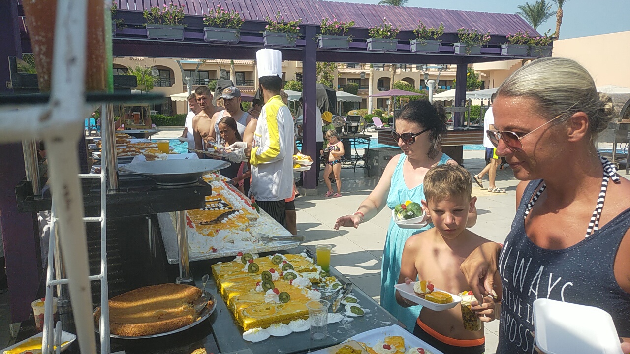 مهرجان للمانجو بالغردقة 