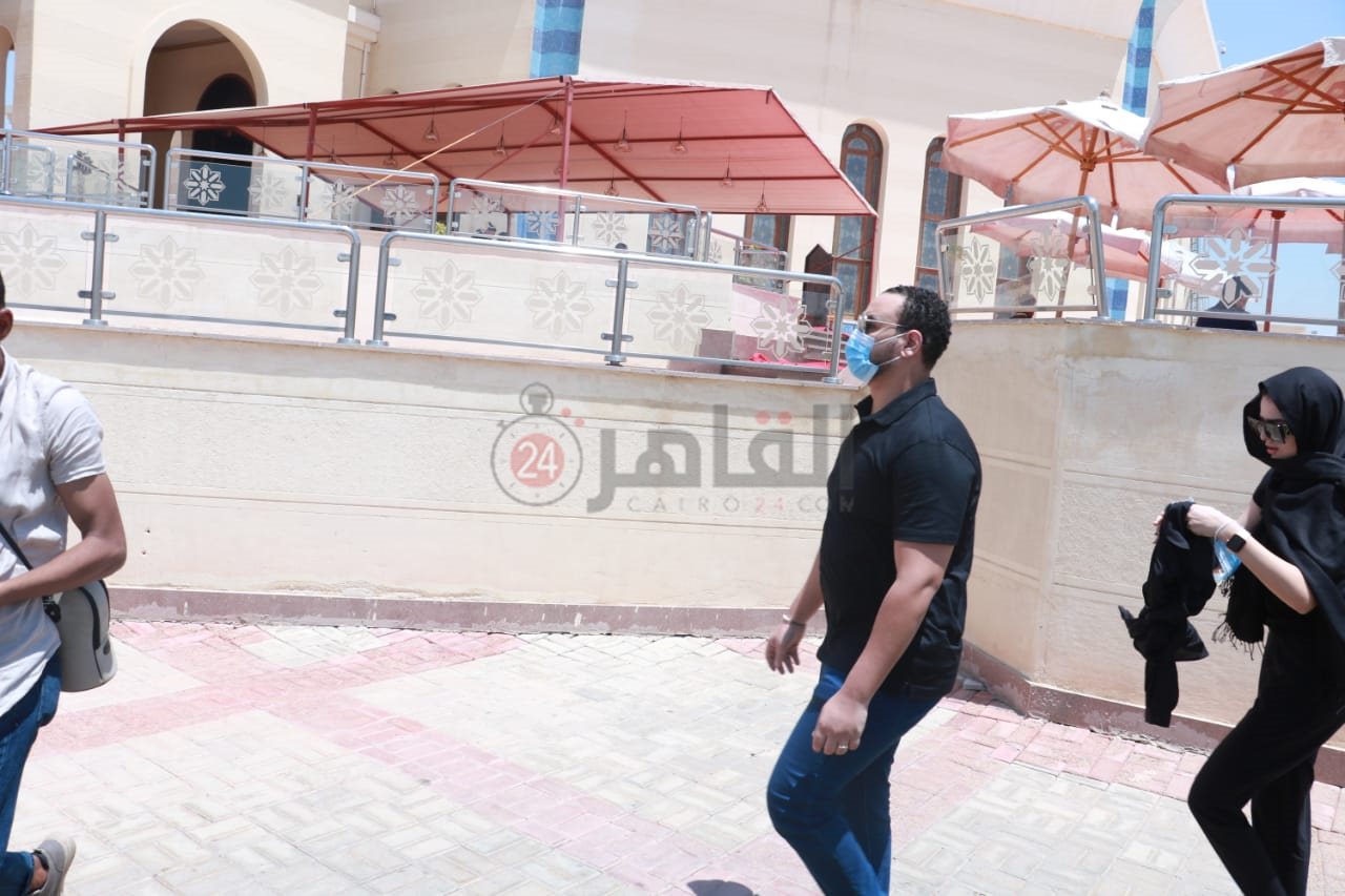 جنازة دلال عبد العزيز (19)