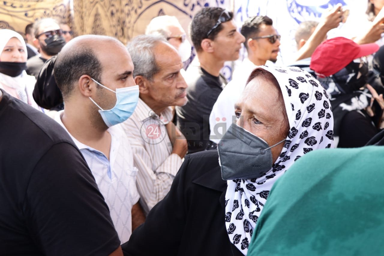 جنازة دلال عبد العزيز 1 (3)