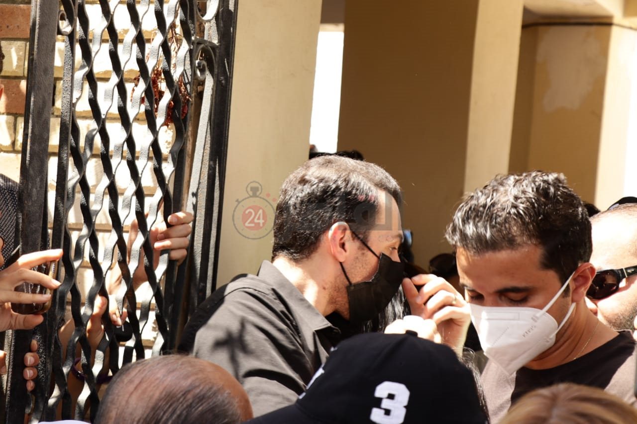 جنازة دلال عبد العزيز 1 (30)