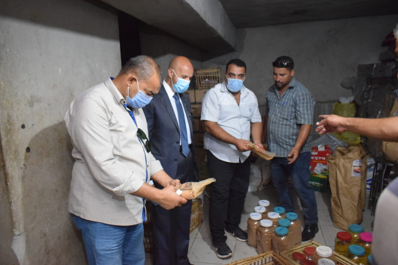 حملة تفتيشية على المطاعم بالزقازيق 4