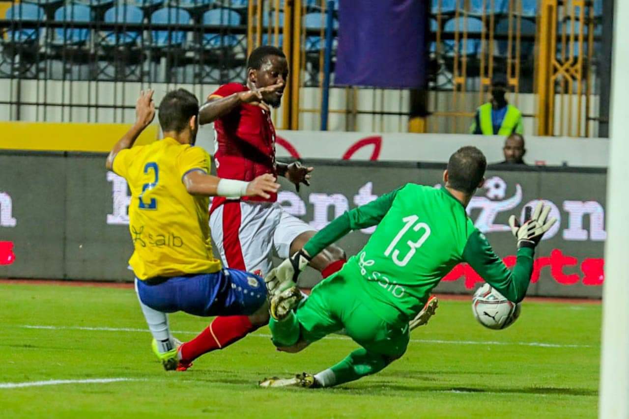 الأهلي ضد الإسماعيلي 