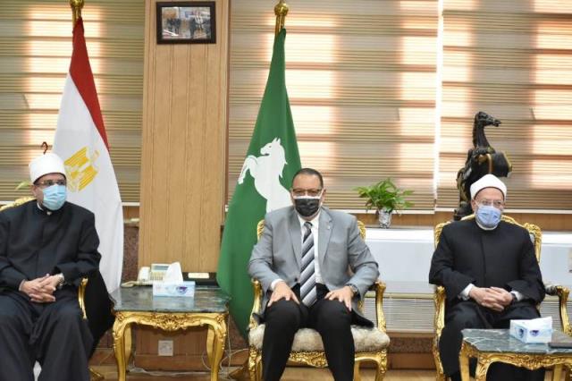 محافظ الشرقية يستقبل وزير الأوقاف ومفتي الجمهورية