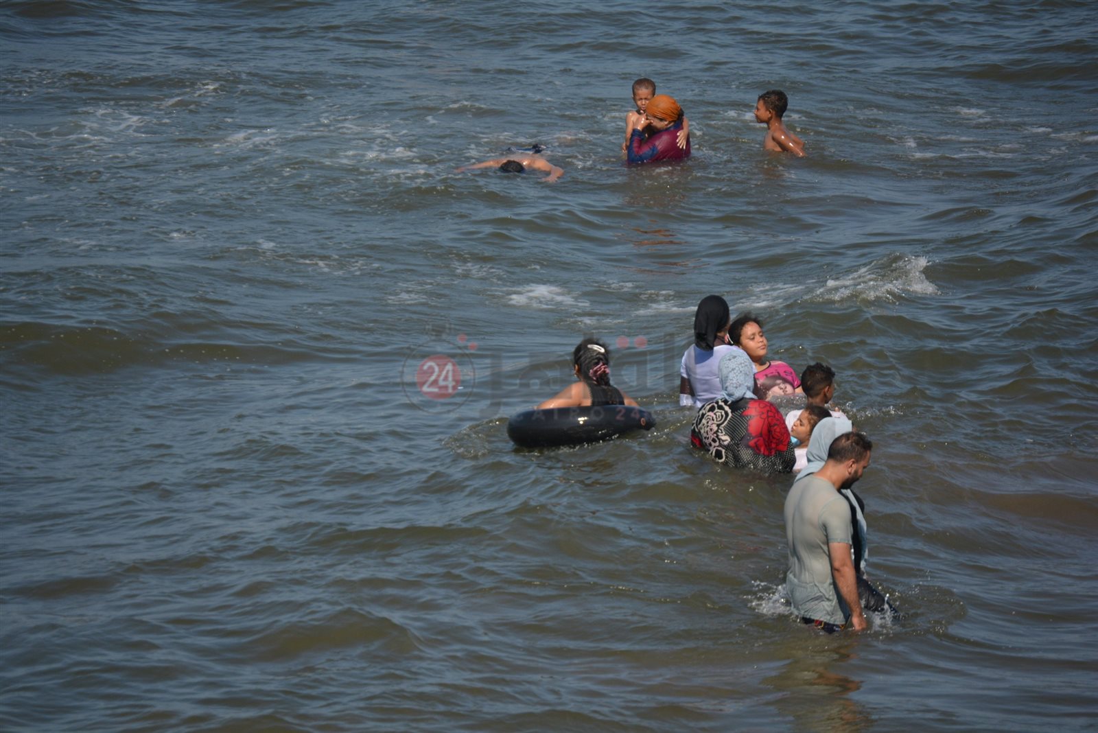 عوامة الأسر البسيطة