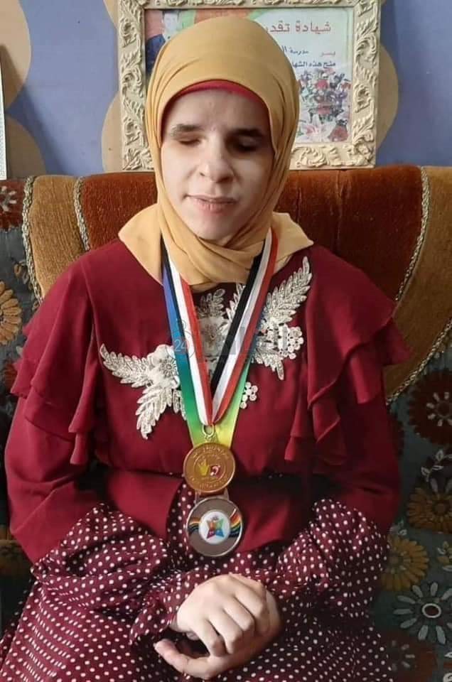 سهيلة الثانية على الثانوية العامة للمكفوفين