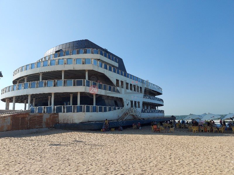 الكازينو المحروق 