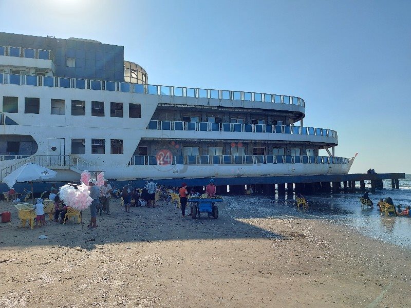 عودة الكازينو المحروق للعمل 