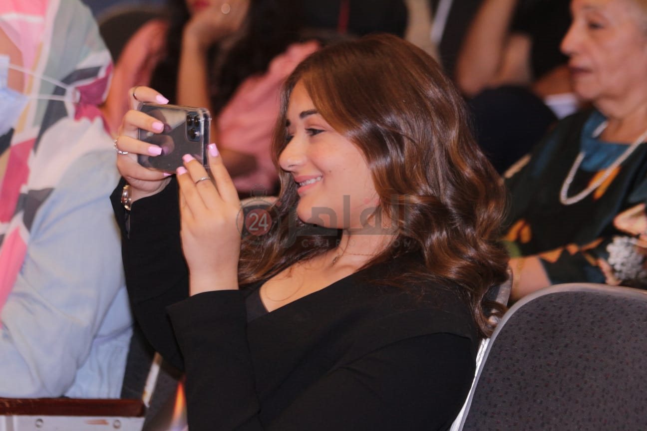 تكريم أبطال مسلسل ليه لأ بالمركز الكاثوليكي (9)