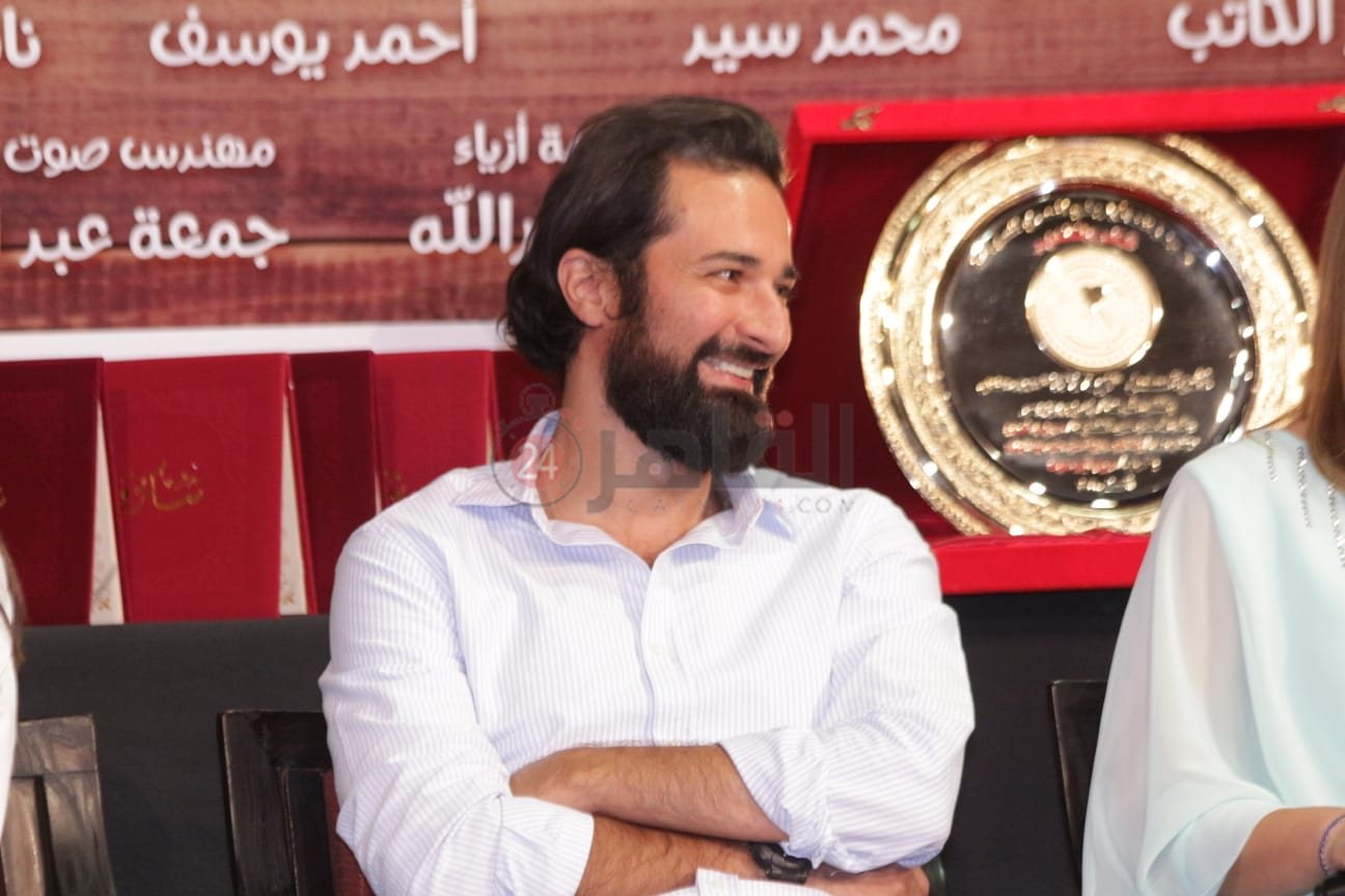 تكريم أبطال مسلسل ليه لأ بالمركز الكاثوليكي (24)