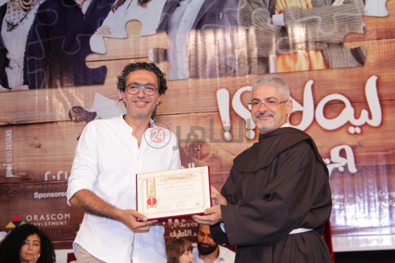 تكريم أبطال مسلسل ليه لأ بالكاثوليكي للسينما (17)