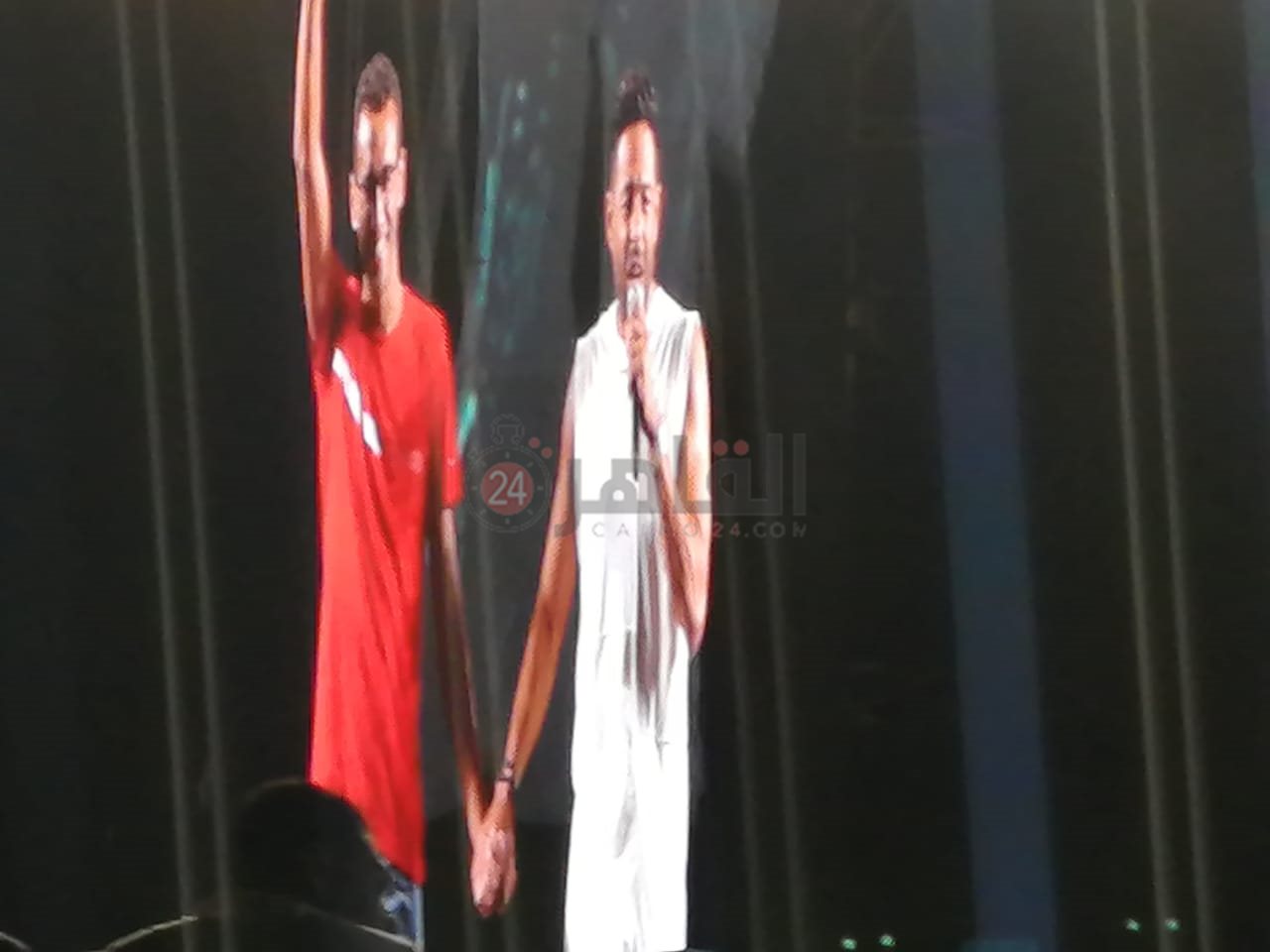 محمد حماقي واللاعب أحمد الجندي(1)