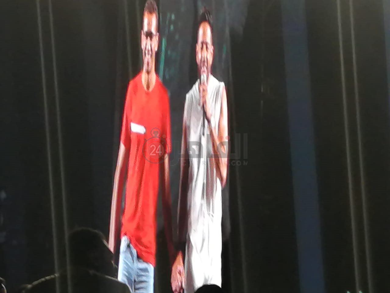 محمد حماقي واللاعب أحمد الجندي(2)