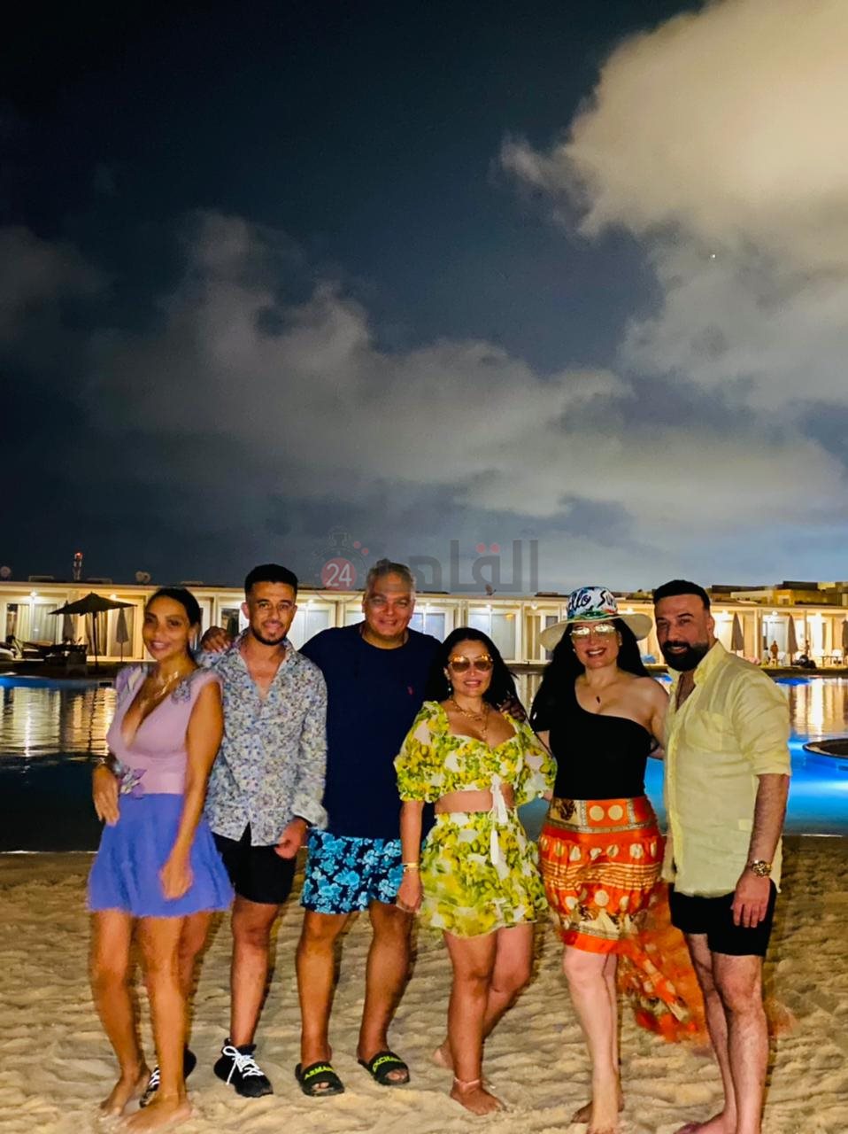 عبير صبري وزوجها أيمن البياع (8)