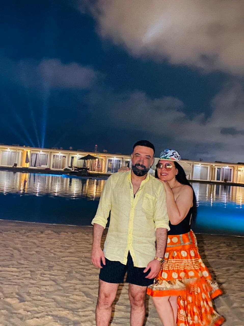 عبير صبري وزوجها أيمن البياع (11)