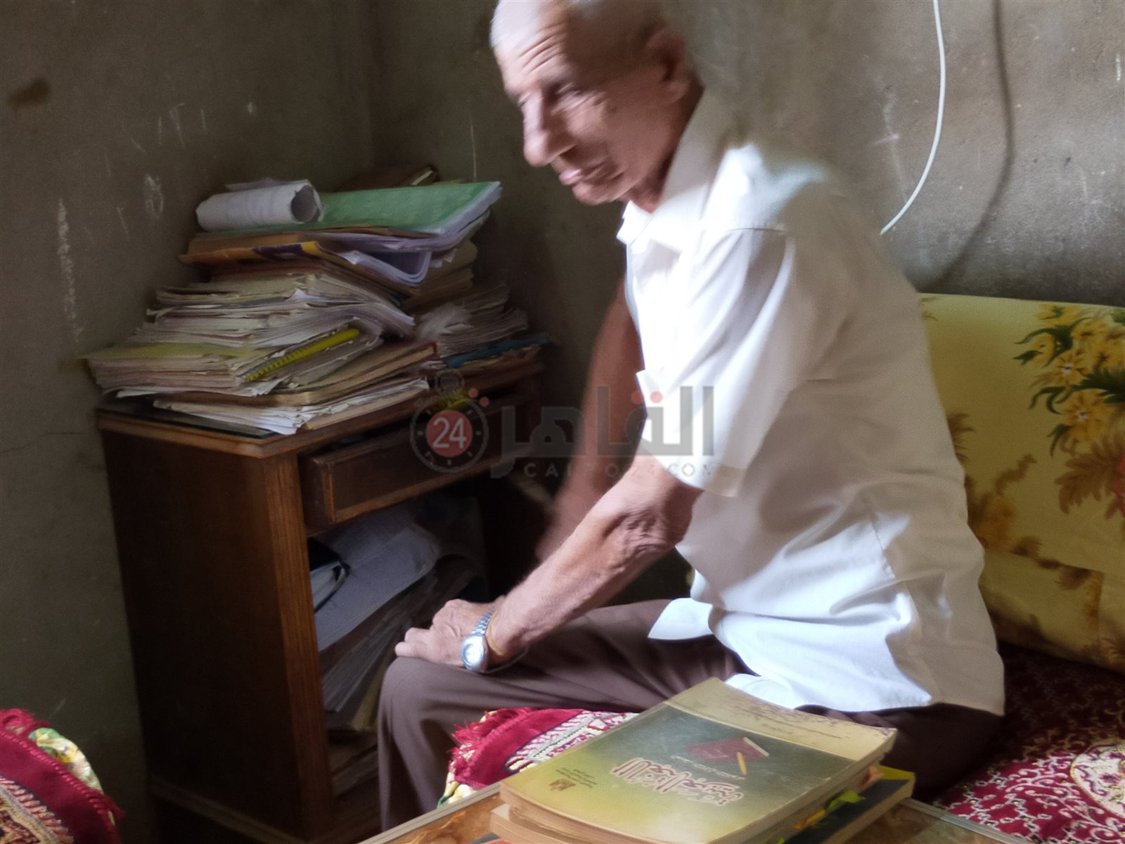 من داخل منزل قرني محمد