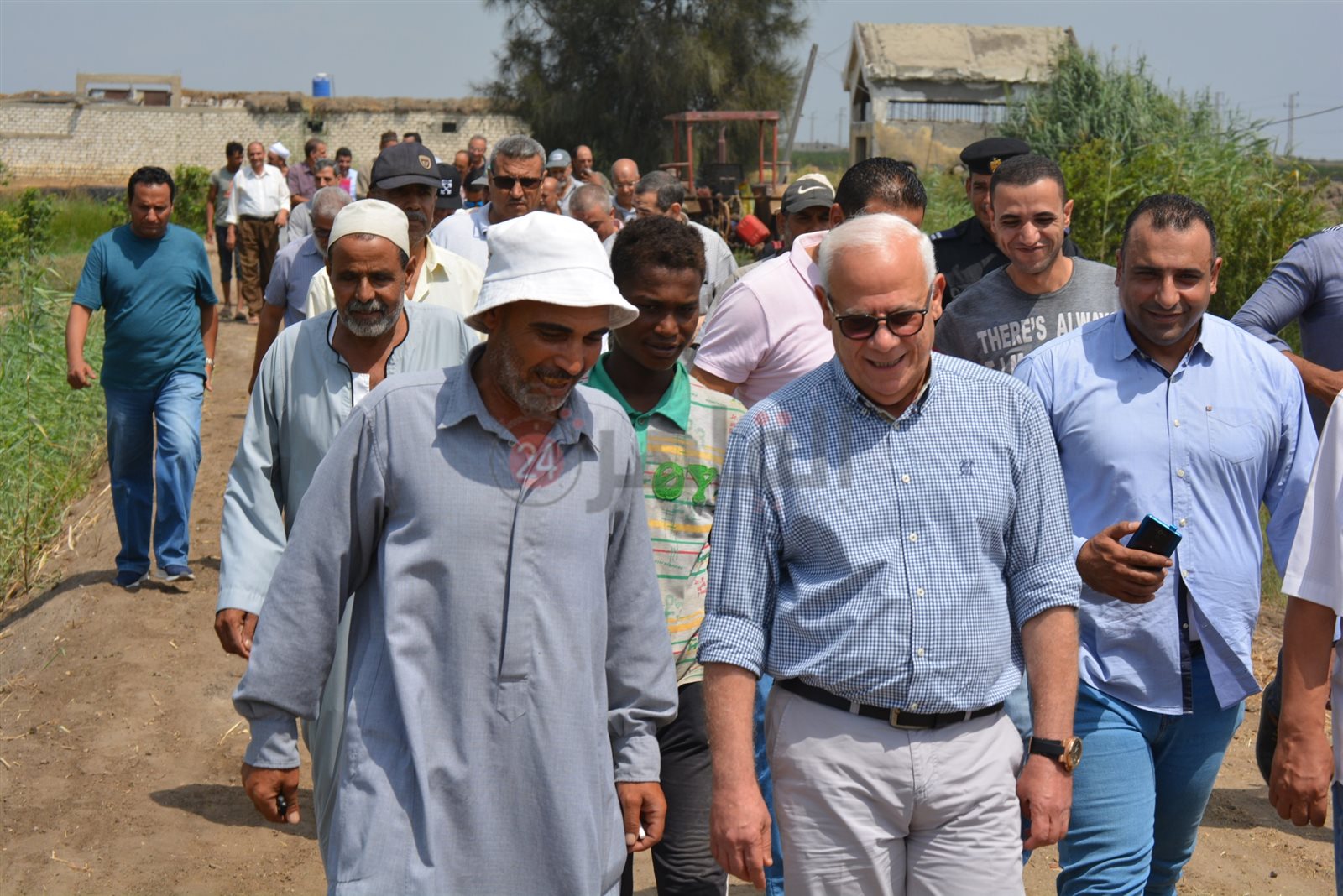 الغضبان يشهد موسم حصاد القمح