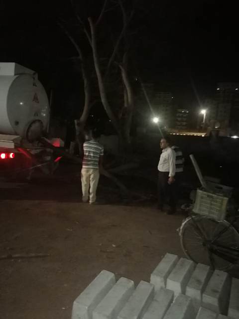 رفع مياه الصرف الصحي المتراكمة بنفق أبو الريش 03