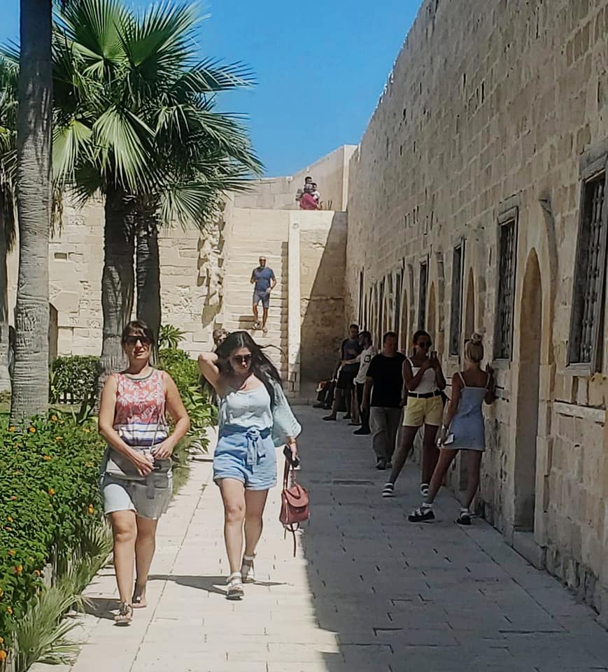 رواد�السفينة السياحية��