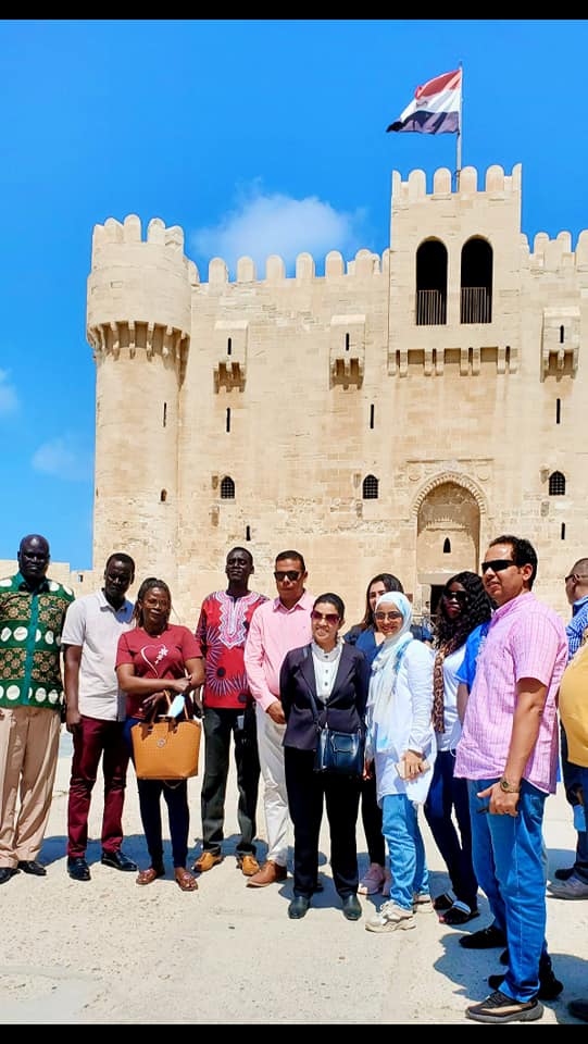 وفد قضائى من السودان يزور قلعة قايتباي (1)