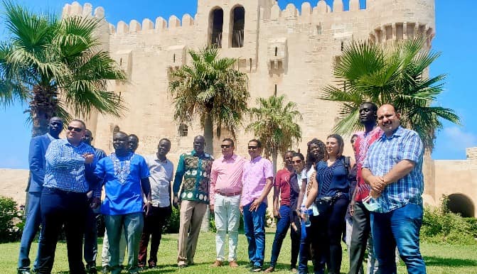 وفد قضائى من السودان يزور قلعة قايتباي