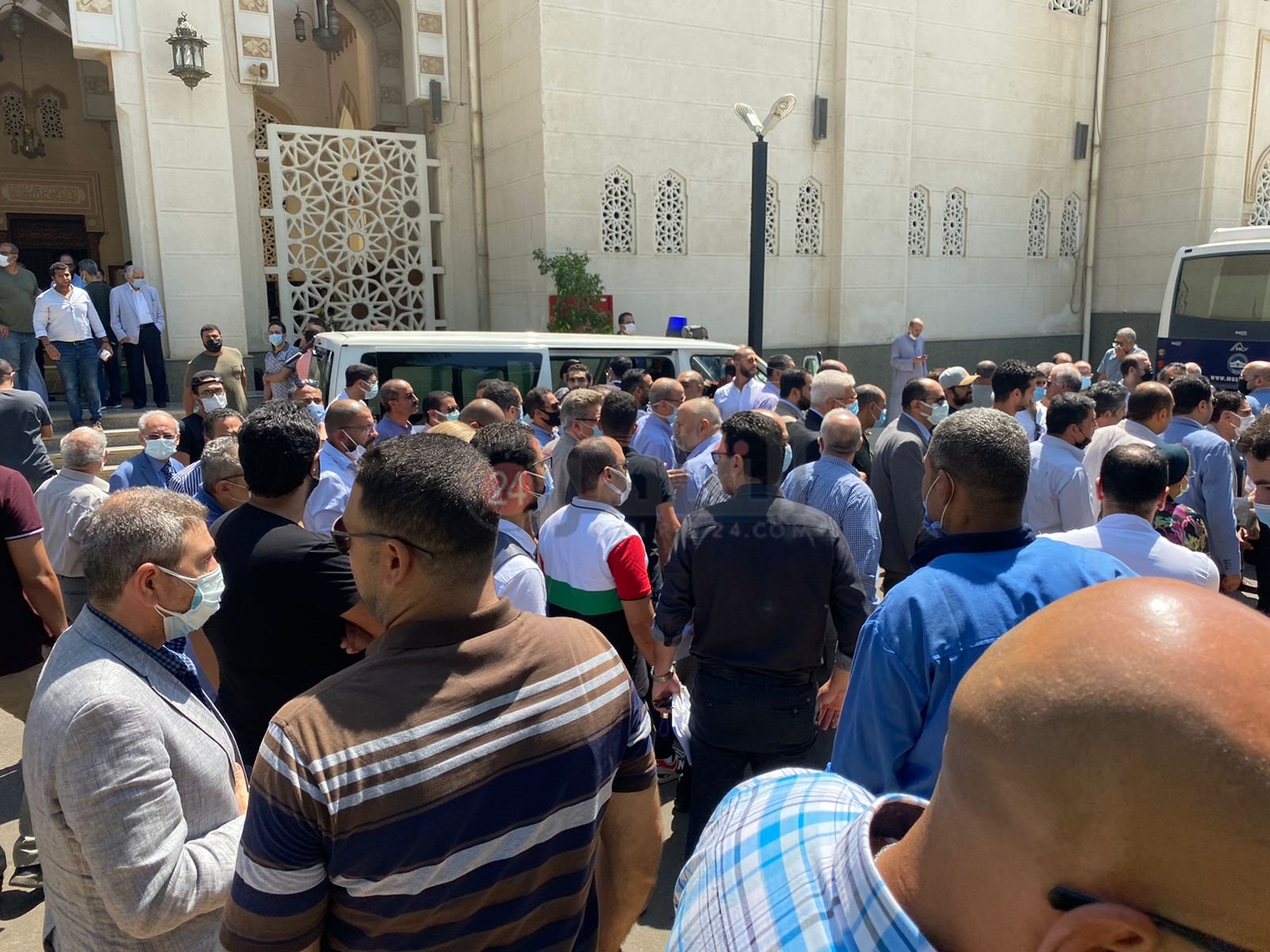 جنازة دكتور سمير الملا (2)