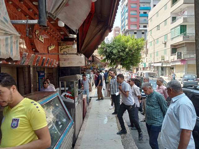 غلق مطعمين مخالفين بالشرقية 01