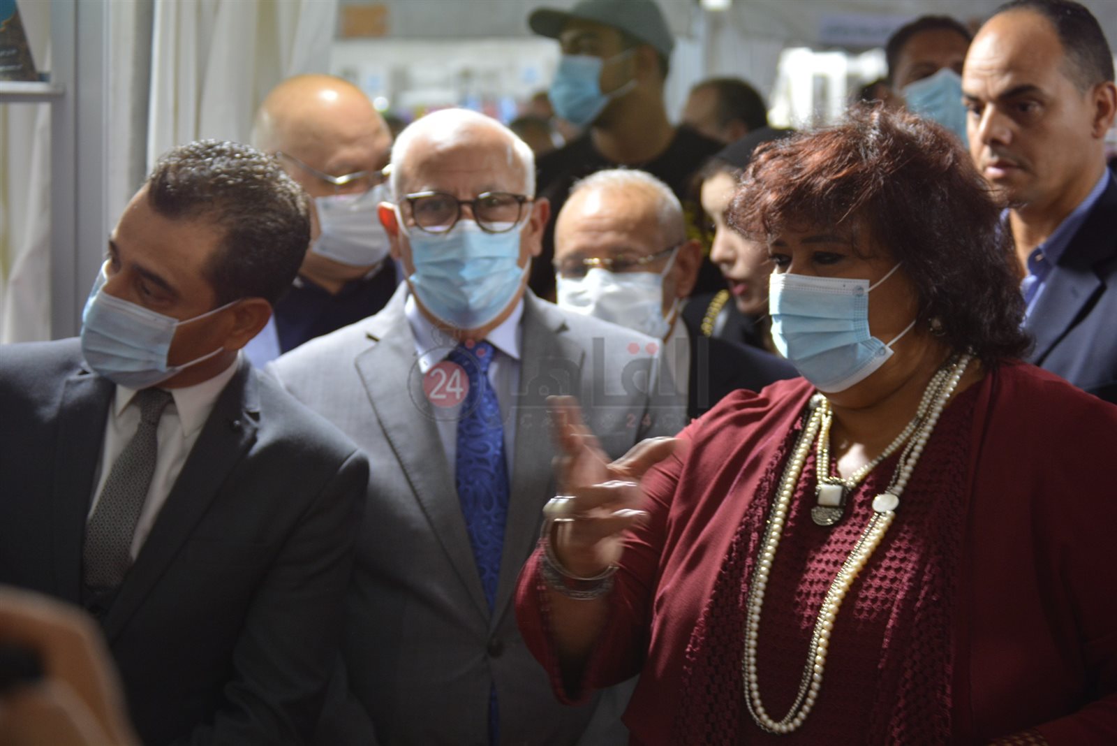 معرض الكتاب الرابع 