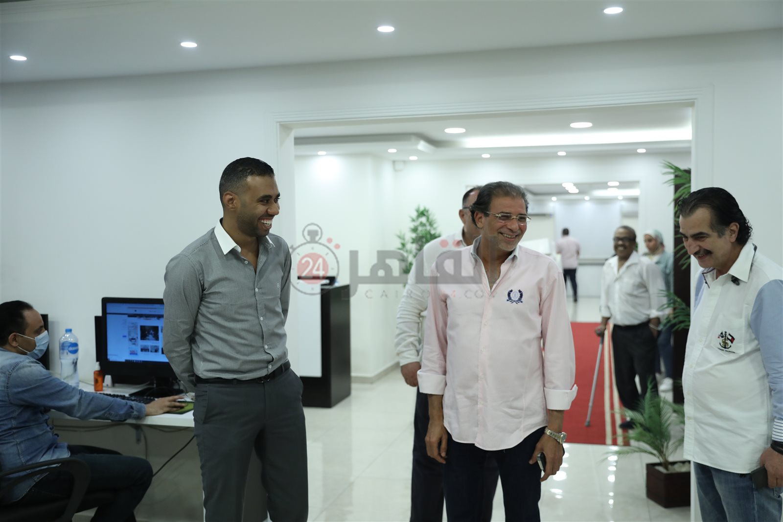 خالد يوسف في القاهرة 24 ورئيس التحرير محمود المملوك والمشرف العام على التحرير عصام شلتوت