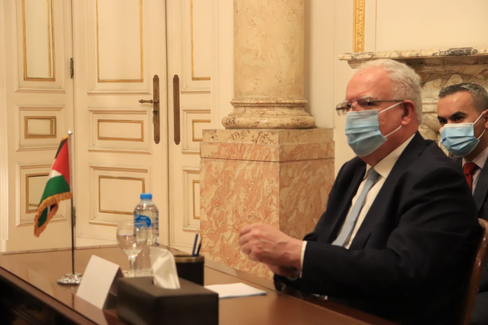 67101603-896c-4c1c-aba1-d35d90e6f27d