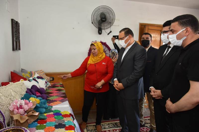 معرض الفنون التشكيلية في احتفالات العيد القومي بالشرقية 