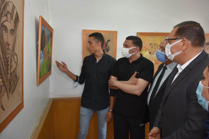 معرض الفنون التشكيلية في احتفالات العيد القومي بالشرقية 