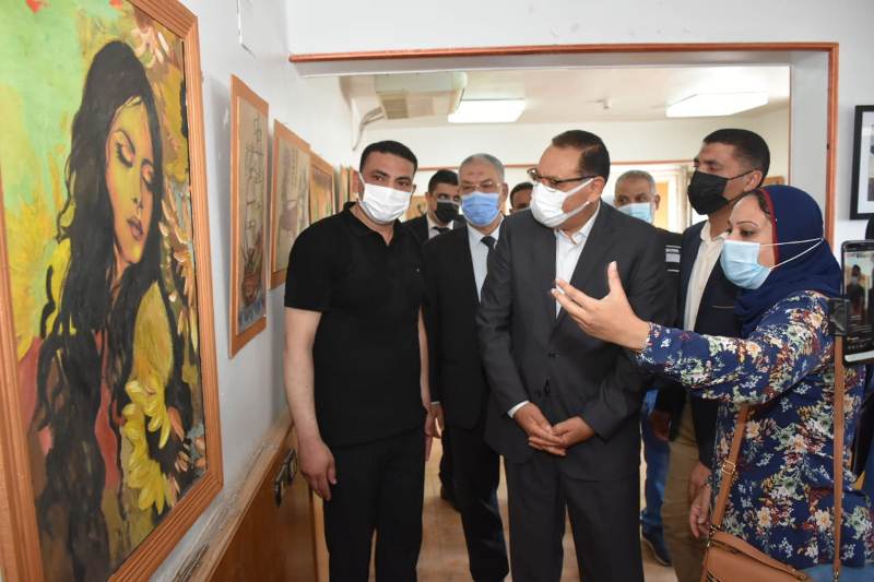معرض الفنون التشكيلية في احتفالات العيد القومي بالشرقية