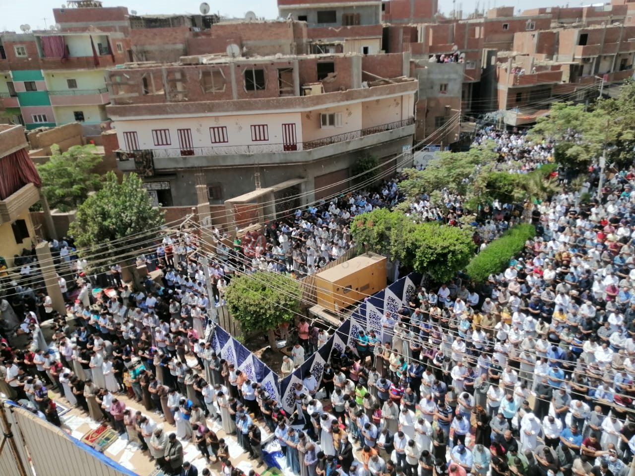 تشييع جثمان الراحل محمود العربي