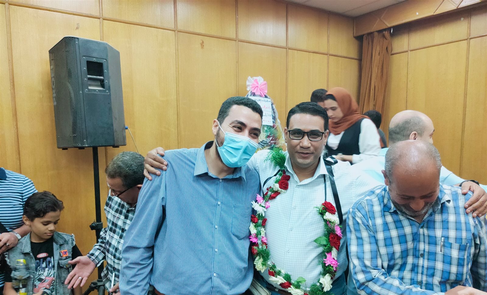 مناقشة رواية قنص الأفاعي بالشرقية 01